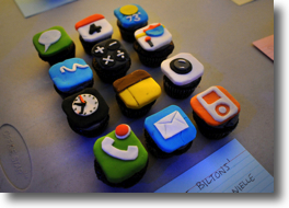 iPhone Cubecakes